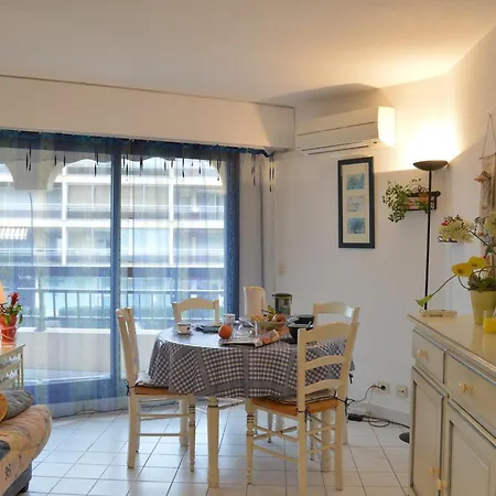 2p Avec Terrasse Et Vue A Frejus, Proche - Fr-1-226a-174 Frejus